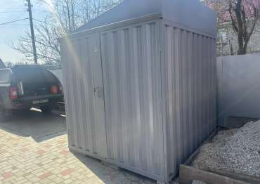 Хозблок SKOGGY в светло-сером цвете RAL 7004 с усиленным металлическим полом
