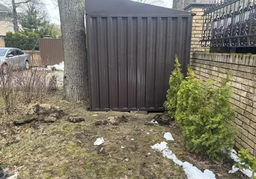 Гараж SKOGGY для мототехники в подарок